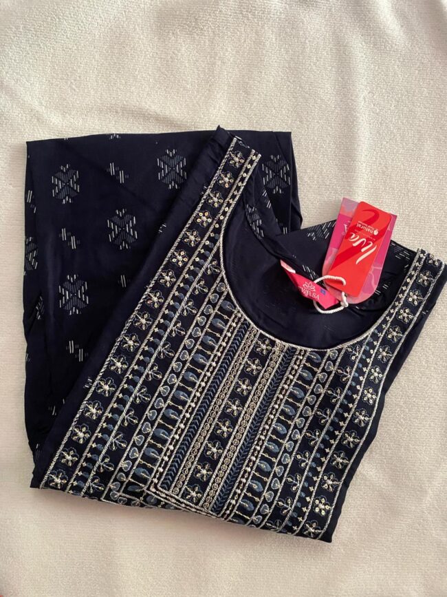 Women’s Printed Cotton Anarkali Kurta - Image 2
