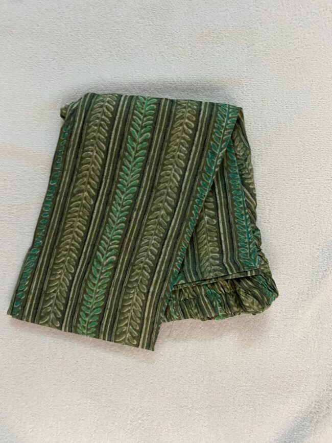 Women's Cotton Print Straight Kurta With Pant Dupatta - Image 4